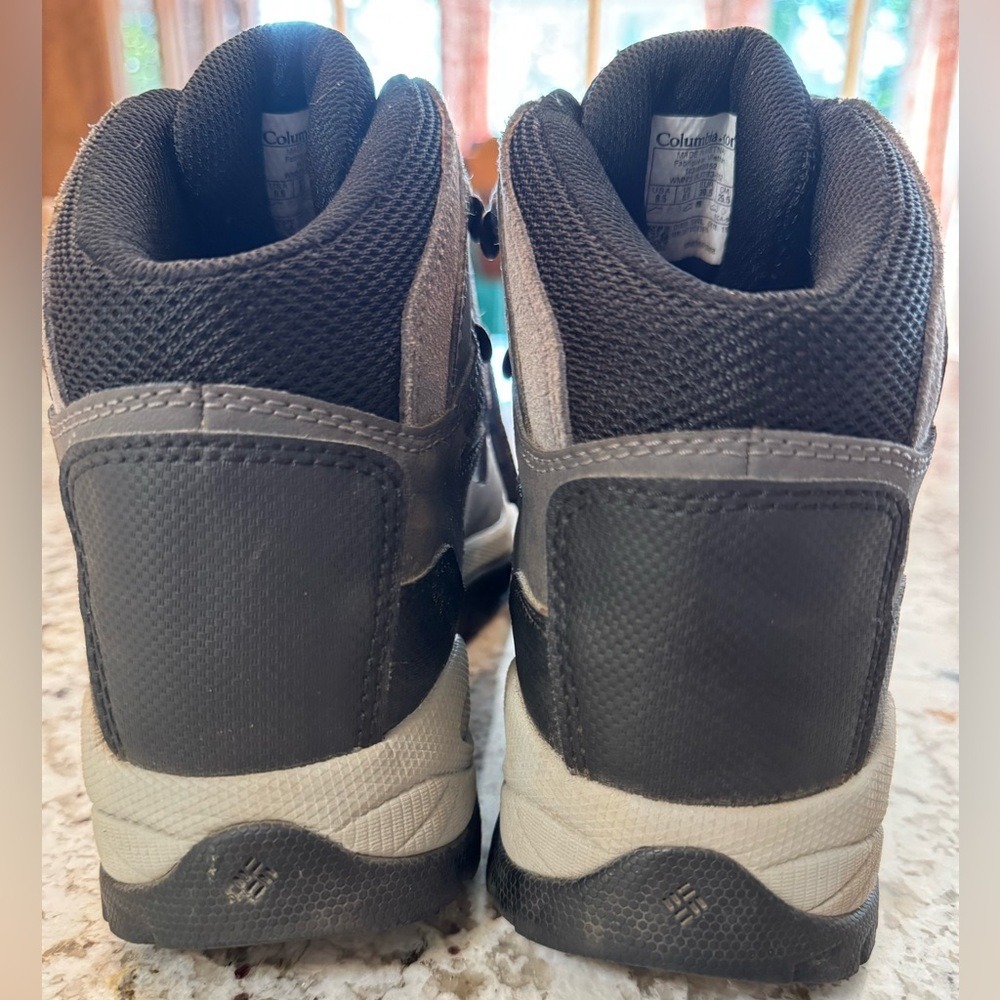 Columbia Newton Ridge Plus Waterproof Hiking Boots Grey BL3783-052 Womens 8.5 - Picture 3 of 6